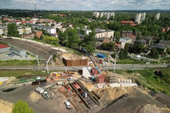 Lipiec 2024: prace na przyszłym przystanku Katowice Morawa i wiadukcie przy ul. Wiosny Ludów