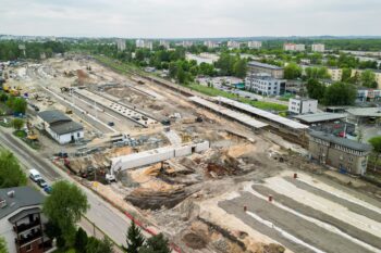 Stacja kolejowa Katowice Ligota w przebudowie, widok lotniczy na wykonywane prace