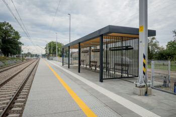 Wrzesień 2025: Przebudowywany przystanek kolejowy Piasek