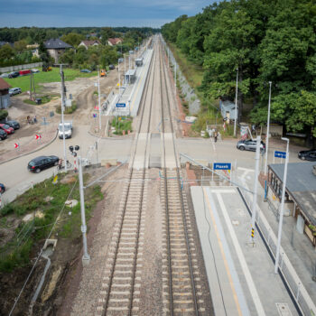 Przystanek kolejowy Piasek (6)