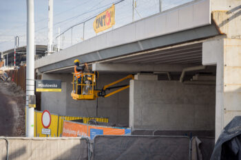 Październik: Przebudowa wiaduktu kolejowego nad ul. Mikołowską w Katowicach