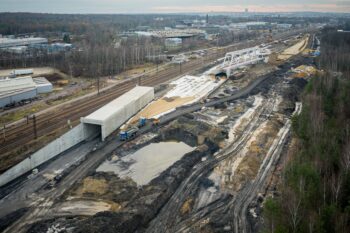 Stacja Katowice Zawodzie, widok na powstające wiadukty, fot. Łukasz Hachuła PLK SA