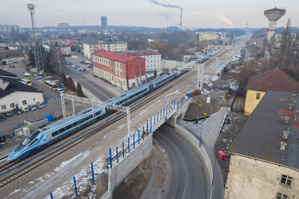 Pierwsze efekty przebudowy szlaku Będzin – Katowice Szopienice Południowe