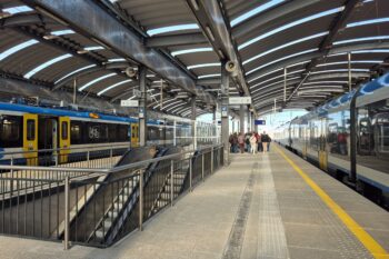 Przebudowany peron na stacji Katowice